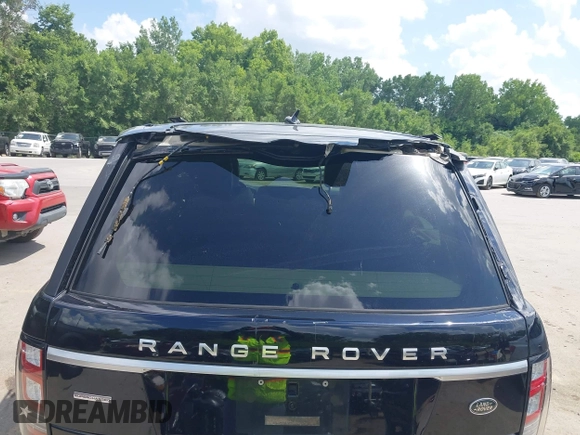 2015 Land Rover Range Rover Supercharged with VIN SALGS2TF1FA219503, listed as a IAAI auction lot 42580352 with 104,534 mi miles and . Bid and sale history available at DreamBid. Image 19.