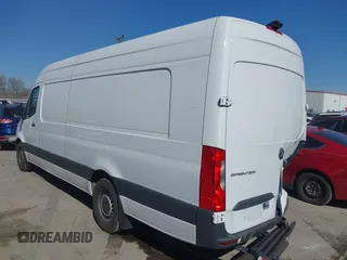 2024 Mercedes-Benz Sprinter Cargo with VIN W1Y4NDHY6RT172013, listed as a IAAI auction lot 41407339 with 166,083 mi miles. Bid and sale history available at carsss.com. Image 3.