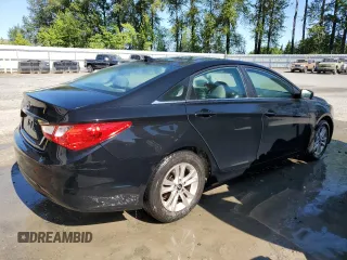 2013 Hyundai Sonata GLS z VIN 5NPEB4AC7DH655359, wystawiony jako Copart lot #60199635 z przebiegiem 142 417 mil mil oraz Czysty tytuł • Clean title. Historia ofert i sprzedaży dostępna na DreamBid. Obrazek 3.