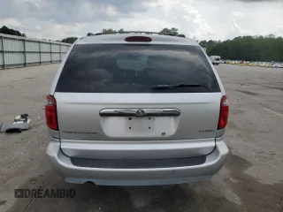 2006 Chrysler Town & Country Touring z VIN 2A4GP54L46R871164, wystawiony jako Copart lot #54726995 z przebiegiem 200 086 mil mil oraz Szkoda całkowita • Salvage title. Historia ofert i sprzedaży dostępna na DreamBid. Obrazek 6.