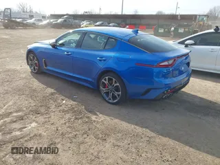 2020 Kia Stinger GT1 with VIN KNAE45LCXL6074179, listed as a IAAI auction lot 41718721 with 58,092 mi miles. Bid and sale history available at carsss.com. Image 3.