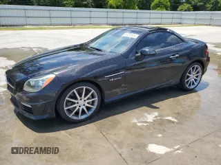 2013 Mercedes-Benz SLK with VIN WDDPK7FA5DF054131, listed as a Copart auction lot 59232624 with 117,883 mi miles and Salvage title. Bid and sale history available at DreamBid. Image 1.