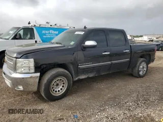 2013 Chevrolet Silverado 1500 LT with VIN 3GCPCSE00DG372708, listed as a Copart auction lot 51591465 with 210,934 mi miles and Salvage Title. Bid and sale history available at carsss.com. Image 1.