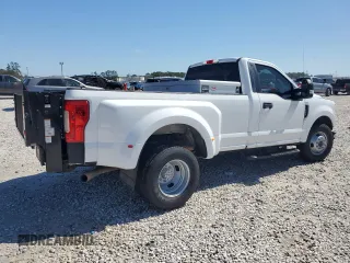 2017 Ford F-350 с VIN 1FTRF3C67HEE07061, выставлен на аукционе Copart как лот 46672235 с пробегом 122 716 миль миль и Списание • Salvage title. История ставок и продаж доступна на DreamBid. Изображение 3.