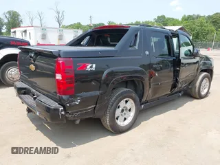2013 Chevrolet Avalanche LT with VIN 3GNTKFE76DG259746, listed as a IAAI auction lot 42491223 with 92,131 mi miles and . Bid and sale history available at DreamBid. Image 4.