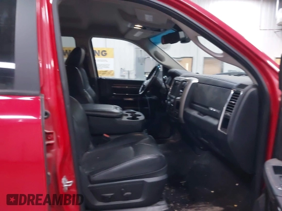2015 Ram 2500 Laramie with VIN 3C6UR5FL6FG662604, listed as a IAAI auction lot 42340006 with 185,746 mi miles and . Bid and sale history available at DreamBid. Image 5.