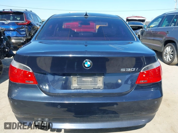 2007 BMW 5 Series 530i with VIN WBANE73587CM58138, listed as a IAAI auction lot 41776425 with 146,104 mi miles. Bid and sale history available at carsss.com. Image 16.
