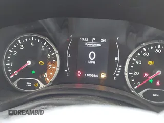2017 Jeep Renegade Latitude with VIN ZACCJBBB5HPE89005, listed as a IAAI auction lot 41922774 with 110,068 mi miles. Bid and sale history available at carsss.com. Image 7.