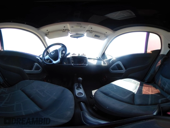 2008 Smart fortwo Pure with VIN WMEEJ31X08K139496, listed as a IAAI auction lot 42467749 with 108,787 mi miles and . Bid and sale history available at DreamBid. Image 18.