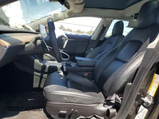 2023 Tesla Model 3 z VIN 5YJ3E1EA6PF453959, wystawiony jako Copart lot #61441935 z przebiegiem 105 343 mil mil oraz Szkoda całkowita • Salvage title. Historia ofert i sprzedaży dostępna na DreamBid. Obrazek 7.