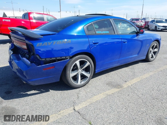 2013 Dodge Charger RT with VIN 2C3CDXCT5DH683562, listed as a IAAI auction lot 41736528 with 192,333 mi miles. Bid and sale history available at carsss.com. Image 4.