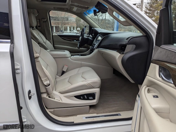 2018 Cadillac Escalade Luxury with VIN 1GYS4BKJ7JR336380, listed as a Copart auction lot 44818265 with 65,483 mi miles and Clean Title. Bid and sale history available at carsss.com. Image 5.