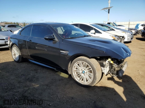 2011 BMW M3 with VIN WBSDX9C54BE584877, listed as a Copart auction lot 81104774 with 40,040 mi miles and Salvage Title. Bid and sale history available at carsss.com. Image 4.