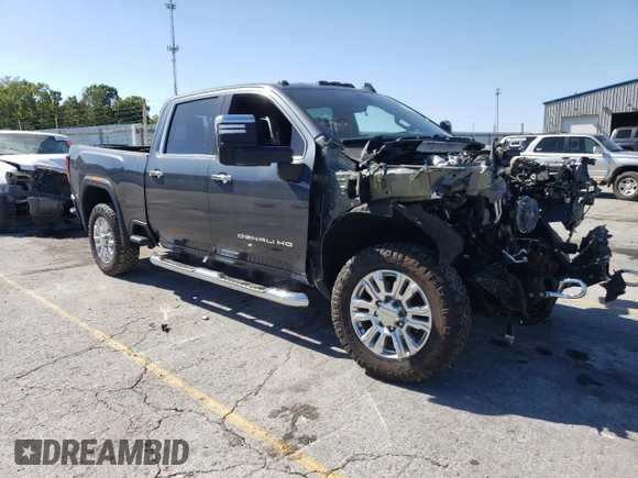 2020 GMC Sierra 3500HD Denali z VIN 1GT49WEY9LF262769, wystawiony jako Copart lot #74386594 z przebiegiem 34 178 mil mil oraz Szkoda całkowita • Salvage title. Historia ofert i sprzedaży dostępna na DreamBid. Obrazek 4.