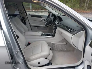 2014 Mercedes-Benz E 350 Sport with VIN WDDHF5KB2EA812825, listed as a IAAI auction lot 41976973 with 121,000 mi miles and . Bid and sale history available at DreamBid. Image 5.