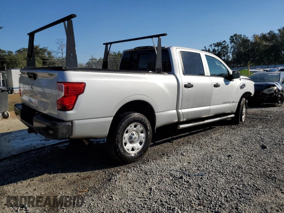 2017 Nissan Titan with VIN 1N6AA1F13HN552434, listed as a Copart auction lot 83294434 with 199,500 mi miles and Salvage title. Bid and sale history available at DreamBid. Image 3.