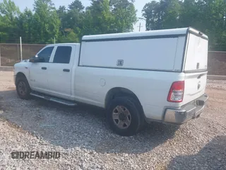 2019 Ram 2500 Tradesman with VIN 3C6UR4HJ5KG548111, listed as a IAAI auction lot 42338708 with 156,231 mi miles and . Bid and sale history available at DreamBid. Image 3.