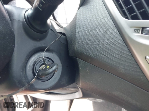 2013 Hyundai Veloster w/Gray Int with VIN KMHTC6ADXDU086856, listed as a IAAI auction lot 42503453 with 187,657 mi miles and . Bid and sale history available at DreamBid. Image 11.