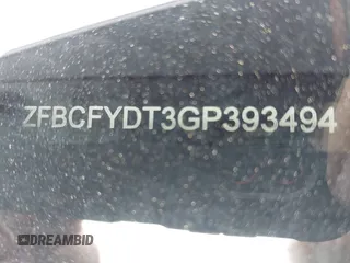 2016 FIAT 500X Lounge z VIN ZFBCFYDT3GP393494, wystawiony jako IAAI lot #42208957 z przebiegiem 93 462 mil mil oraz . Historia ofert i sprzedaży dostępna na DreamBid. Obrazek 9.