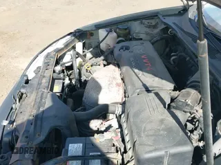 2003 Toyota Camry XLE z VIN 4T1BE32K33U738894, wystawiony jako IAAI lot #43410887 z przebiegiem 235 933 mil mil oraz . Historia ofert i sprzedaży dostępna na DreamBid. Obrazek 13.