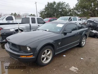 2009 Ford Mustang with VIN 1ZVHT80N595134357, listed as a IAAI auction lot 41603794 with 194,270 mi miles and . Bid and sale history available at carsss.com. Image 2.
