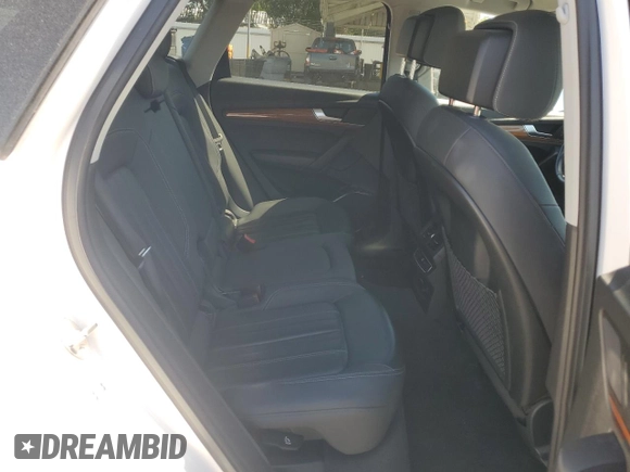 2021 Audi Q5 Premium z VIN WA1AAAFY3M2003693, wystawiony jako Copart lot #56363285 z przebiegiem 71 578 mil mil oraz Szkoda całkowita • Salvage title. Historia ofert i sprzedaży dostępna na DreamBid. Obrazek 11.