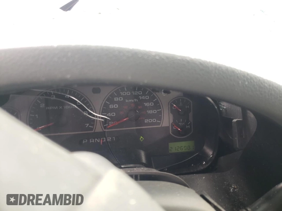 2008 Ford F-150 STX with VIN 1FTRX14W98FC33763, listed as a Copart auction lot 64094712 with 212,698 mi miles and Non repairable. Bid and sale history available at DreamBid. Image 8.