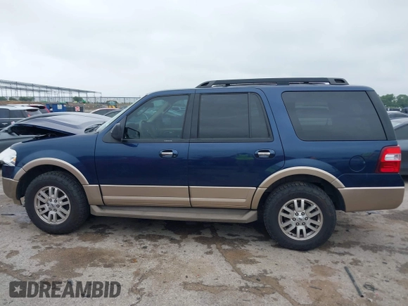 2013 Ford Expedition XLT with VIN 1FMJU1H51DEF27015, listed as a IAAI auction lot 42421404 with 147,671 mi miles and . Bid and sale history available at DreamBid. Image 14.