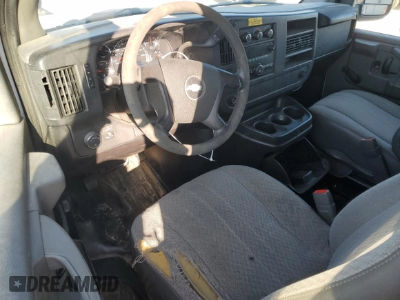 2011 Chevrolet Express Cargo Van with VIN 1GCWGGBA4B1155880, listed as a Copart auction lot 46640635 with 206,187 mi miles and Salvage Title. Bid and sale history available at carsss.com. Image 8.