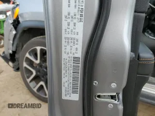 2018 Jeep Compass Limited with VIN 3C4NJDCB4JT200410, listed as a Copart auction lot 52582405 with 92,182 mi miles and Salvage title. Bid and sale history available at DreamBid. Image 14.