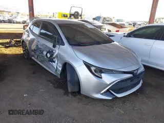 2020 Toyota Corolla Hatchback XSE with VIN JTNC4RBE7L3089336, listed as a IAAI auction lot 41320946 with 67,674 mi miles. Bid and sale history available at carsss.com. Image 1.