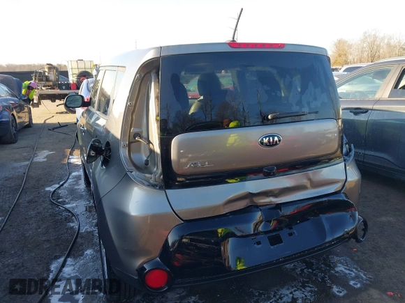 2016 Kia Soul + with VIN KNDJP3A5XG7334453, listed as a IAAI auction lot 41387761 with 109,409 mi miles. Bid and sale history available at carsss.com. Image 6.