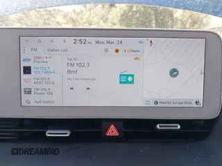 2024 Hyundai Ioniq 5 SE z VIN KM8KM4DE3RU316276, wystawiony jako IAAI lot #41859525 z przebiegiem 17 063 mil mil oraz . Historia ofert i sprzedaży dostępna na DreamBid. Obrazek 19.