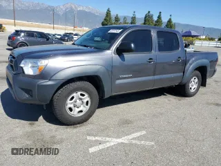 2013 Toyota Tacoma with VIN 5TFJX4CN5DX022703, listed as a Copart auction lot 50197945 with 200,197 mi miles and Salvage title. Bid and sale history available at DreamBid. Image 1.