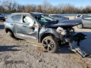 2022 Volvo XC40 Inscription with VIN YV4AC2HL9N2736059, listed as a Copart auction lot 83705934 with 0 mi miles and Salvage Title. Bid and sale history available at carsss.com. Image 4.