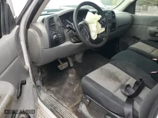 2007 Chevrolet Silverado 1500 Work Truck with VIN 1GCEC14C37Z588022, listed as a Copart auction lot 83831424 with 257,930 mi miles and Salvage Title. Bid and sale history available at carsss.com. Image 8.