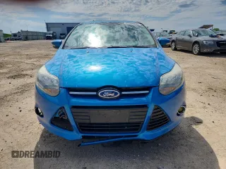 2014 Ford Focus Titanium with VIN 1FADP3N21EL198009, listed as a Copart auction lot 61939335 with 133,792 mi miles and Clean title. Bid and sale history available at DreamBid. Image 5.