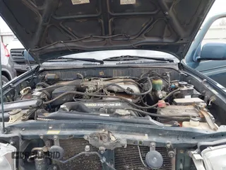 1998 Toyota 4Runner SR5 с VIN JT3GN86R9W0057136, выставлен на аукционе IAAI как лот 41702261 с пробегом 182 267 миль миль и . История ставок и продаж доступна на DreamBid. Изображение 10.