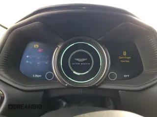 2017 Aston Martin DB11 z VIN SCFRMFAV8HGL03041, wystawiony jako Copart lot #41682005 z przebiegiem Nie podano mil oraz Szkoda całkowita • Salvage title. Historia ofert i sprzedaży dostępna na DreamBid. Obrazek 9.
