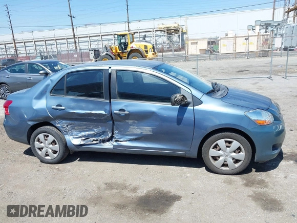 2008 Toyota Yaris with VIN JTDBT923X81280432, listed as a IAAI auction lot 41997963 with 201,013 mi miles. Bid and sale history available at carsss.com. Image 13.