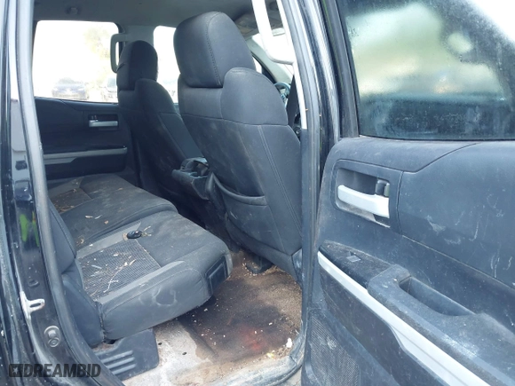 2014 Toyota Tundra 4WD Truck SR with VIN 5TFUW5F1XEX377799, listed as a IAAI auction lot 41889381 with 225,551 mi miles. Bid and sale history available at carsss.com. Image 8.