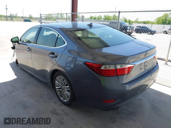 2013 Lexus ES 250 with VIN JTHBK1GG0D2051244, listed as a IAAI auction lot 42028587 with 59,522 mi miles and . Bid and sale history available at DreamBid. Image 3.
