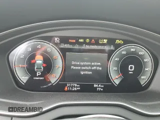 2024 Audi Q5 Premium Plus z VIN WA1BBAFY5R2027549, wystawiony jako Copart lot #55025835 z przebiegiem 31 779 mil mil oraz Szkoda całkowita • Salvage title. Historia ofert i sprzedaży dostępna na DreamBid. Obrazek 9.