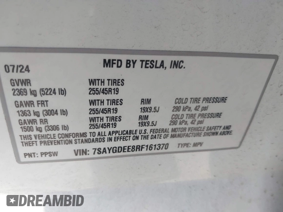 2024 Tesla Model Y Long Range with VIN 7SAYGDEE8RF161370, listed as a IAAI auction lot 41692706 with 11,490 mi miles. Bid and sale history available at carsss.com. Image 9.