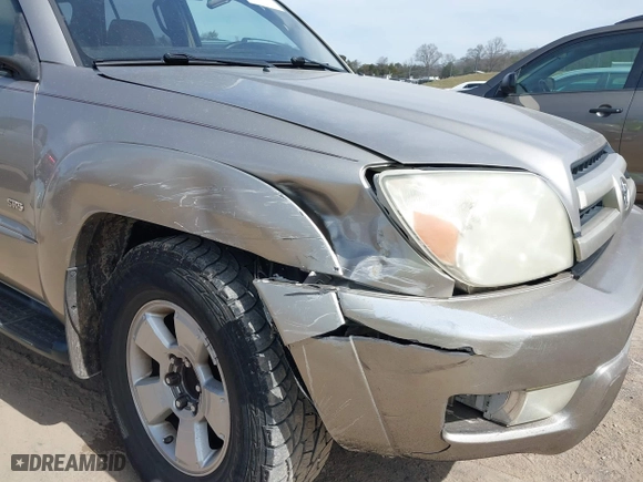 2004 Toyota 4Runner SR5 with VIN JTEZU14R240031231, listed as a IAAI auction lot 41757972 with 202,633 mi miles. Bid and sale history available at carsss.com. Image 14.
