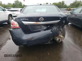 2015 Nissan Altima SL z VIN 1N4AL3AP4FN894143, wystawiony jako Copart lot #57424005 z przebiegiem 79 896 mil mil oraz Szkoda całkowita • Salvage title. Historia ofert i sprzedaży dostępna na DreamBid. Obrazek 6.