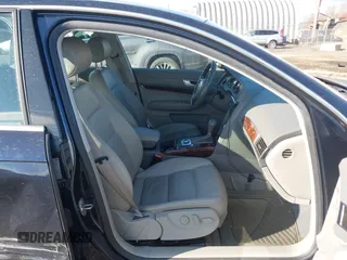 2006 Audi A6 with VIN WAUDG74F16N024899, listed as a IAAI auction lot 41352402 with 139,837 mi miles. Bid and sale history available at carsss.com. Image 5.