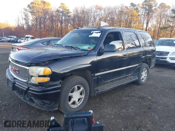 2004 GMC Yukon Denali z VIN 1GKEK63UX4J280662, wystawiony jako IAAI lot #40847473 z przebiegiem 95 677 mil mil oraz . Historia ofert i sprzedaży dostępna na DreamBid. Obrazek 2.