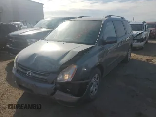 2009 Kia Sedona LX with VIN KNDMB233896315104, listed as a Copart auction lot 74995564 with 210,916 mi miles and Salvage Title. Bid and sale history available at carsss.com. Image 1.