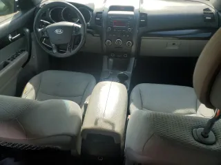 2011 Kia Sorento LX with VIN 5XYKT4A21BG067081, listed as a Copart auction lot 54592685 with 182,589 mi miles and Clean Title. Bid and sale history available at carsss.com. Image 8.